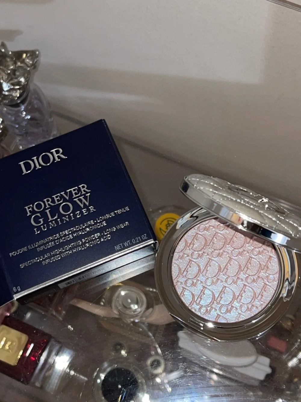 Dior Forever  Glow Luminizer Compact Sugar Cane Color 831